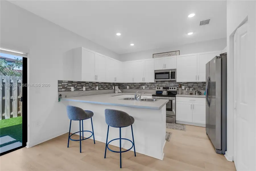 21068 NE 8th Ave, Miami, FL 33179 - #2