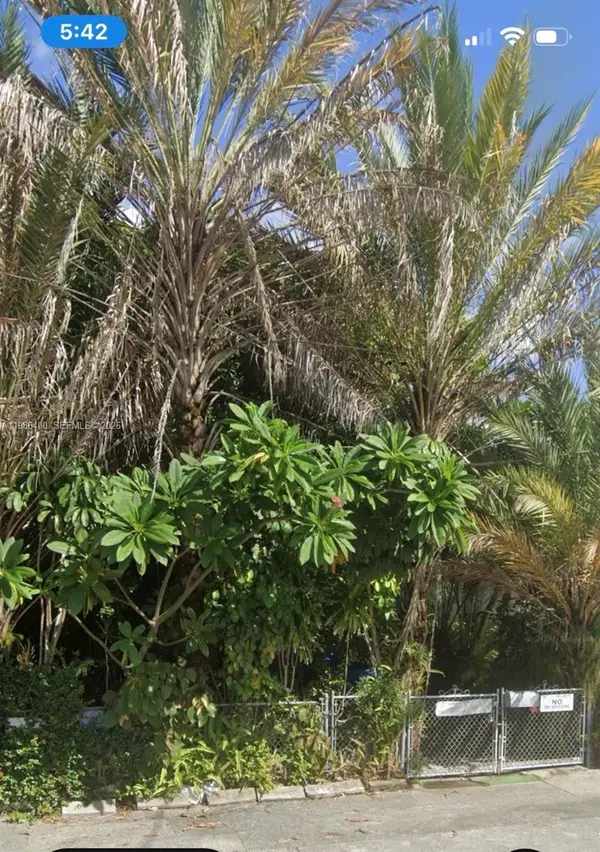 361 NE 69th St, Miami, FL 33138