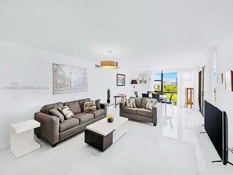 20301 W Country Club Dr #1023, Aventura, FL 33180 - #2