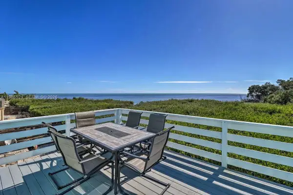 6501 Oceanview Ave, Marathon, FL 33050