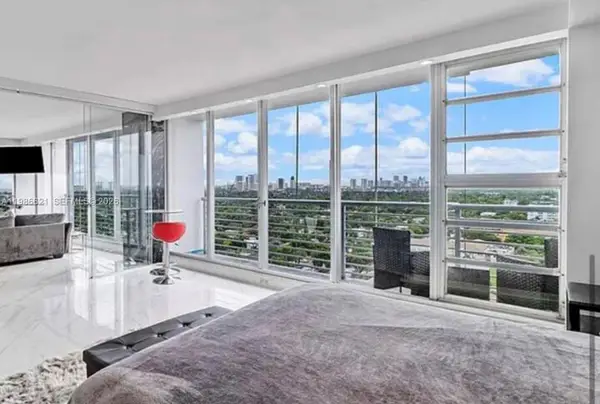 1720 Harrison St #15A, Hollywood, FL 33020