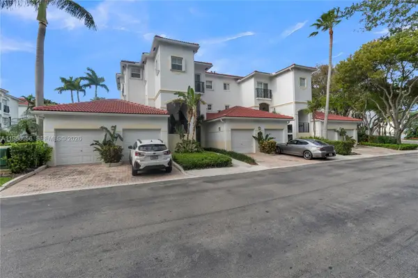 3235 NE 184th St #11103, Aventura, FL 33160