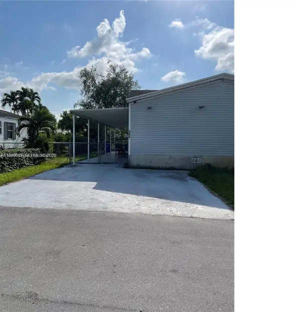 19800 SW 180 Th Ave Lot 588, Miami, FL 33187