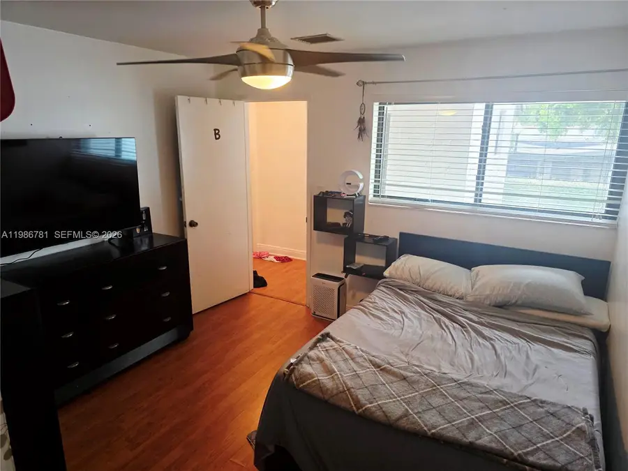 9711 N New River Canal Rd #212, Plantation, FL 33324 - #3