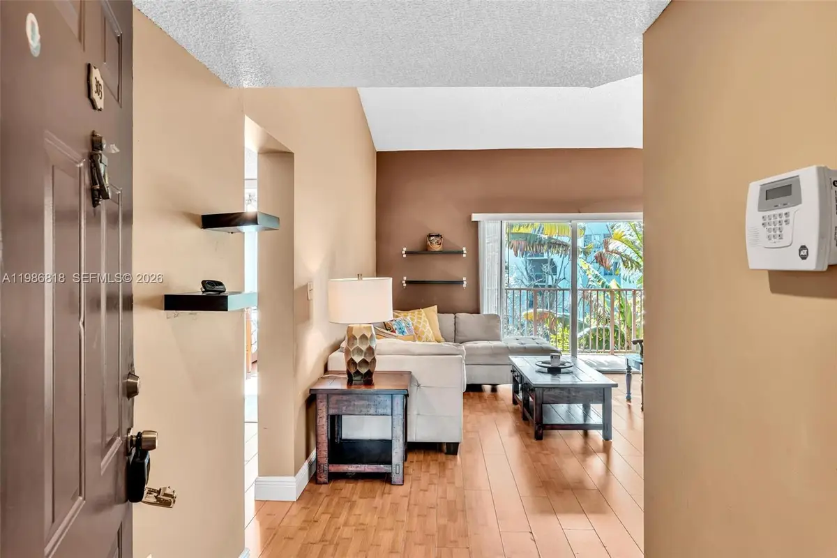 771 N Pine Island Rd #303, Plantation, FL 33324 - #1