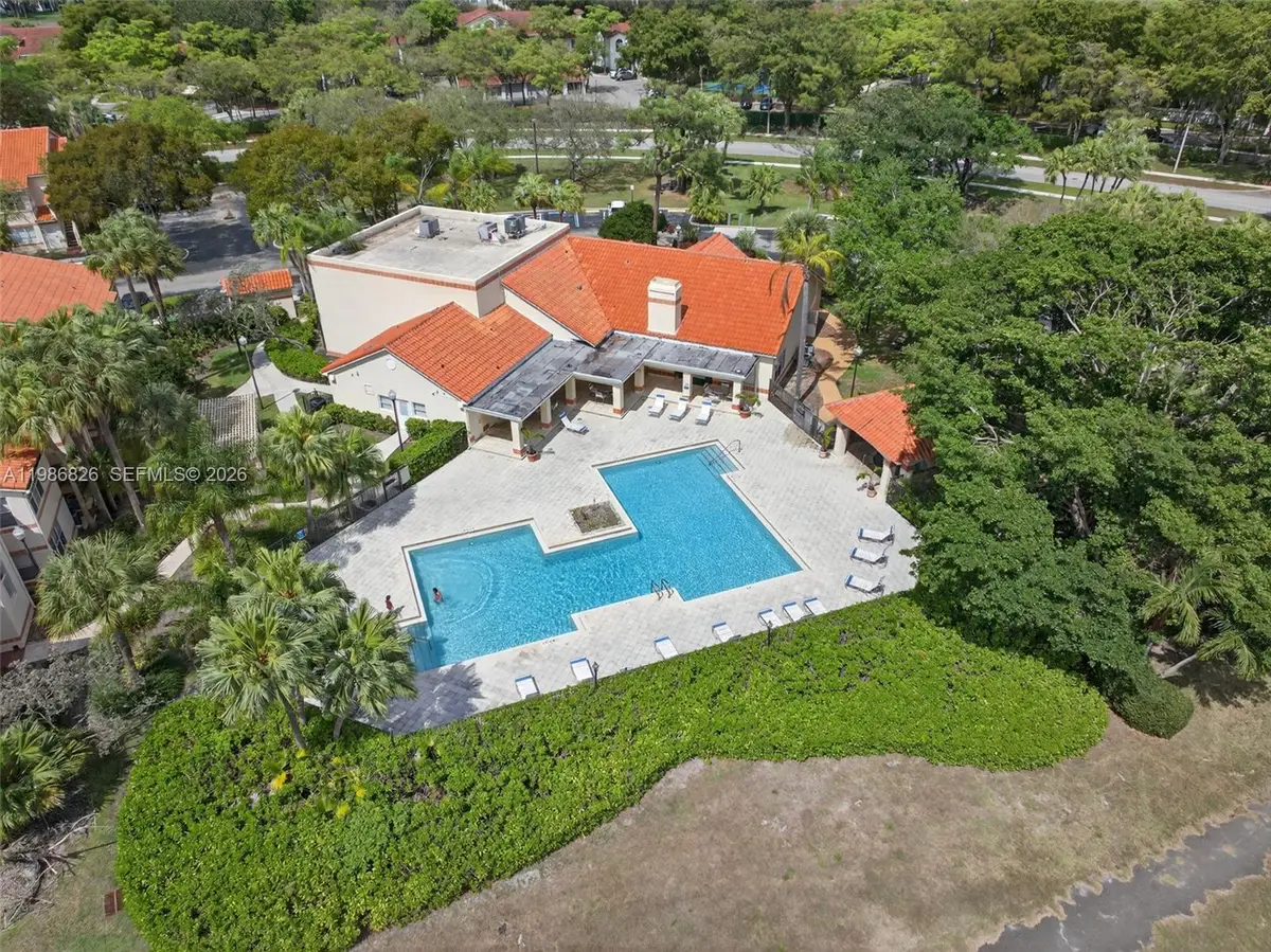 3400 N Pinewalk Dr N #923, Margate, FL 33063 - #1