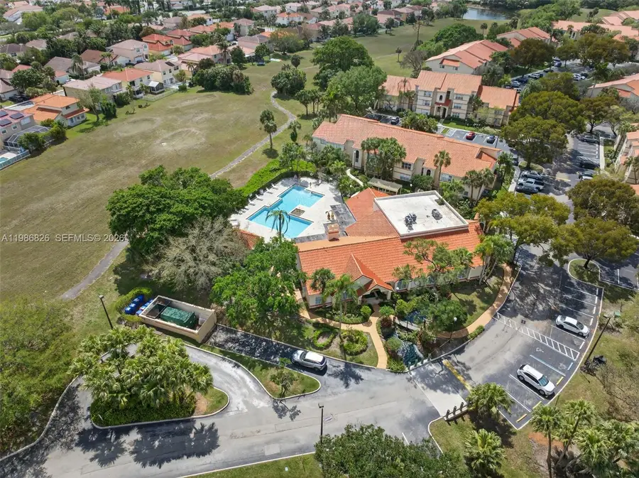 3400 N Pinewalk Dr N #923, Margate, FL 33063 - #2