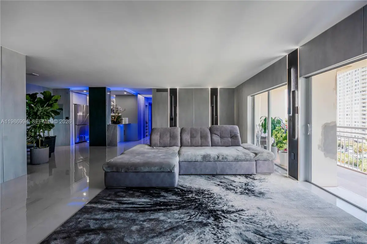 400 SE Kings Point Dr #822-23, Sunny Isles Beach, FL 33160 - #1