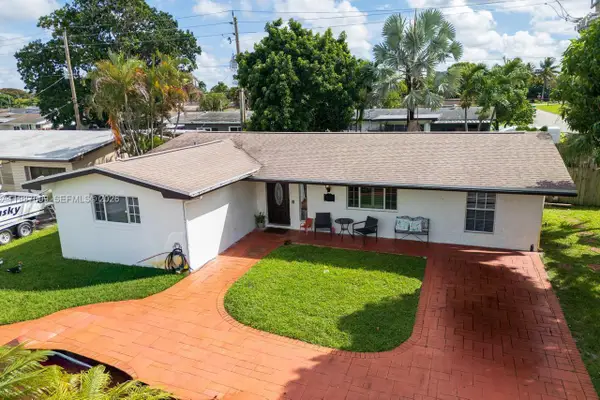 8740 NW 11th St, Pembroke Pines, FL 33024