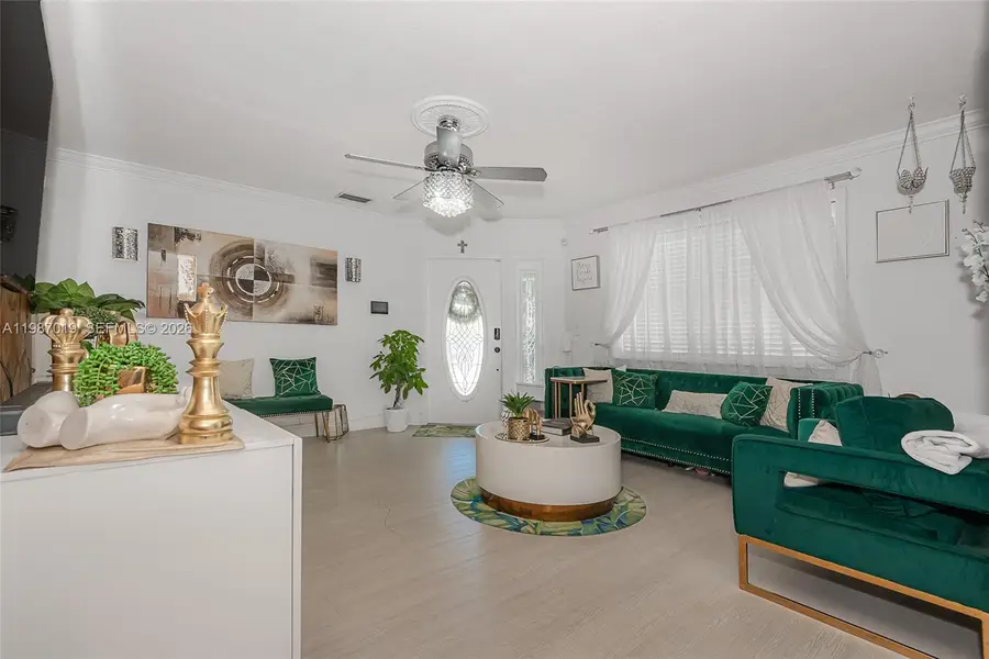 7171 Sheridan St, Hollywood, FL 33024 - #2