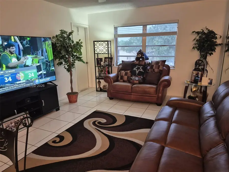 200 Ashbury Rd #307, Hollywood, FL 33024 - #2