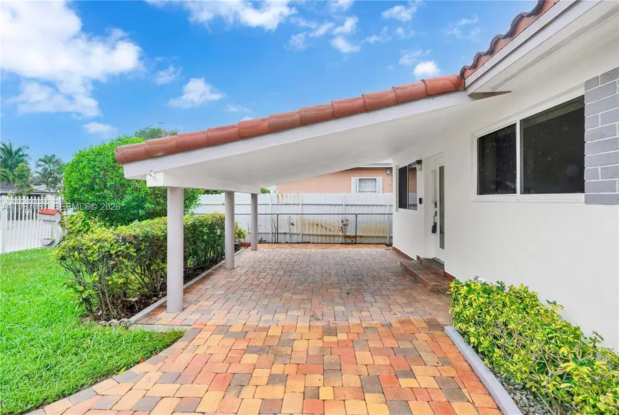 733 W 32 Street, Hialeah, FL 33012 - #2