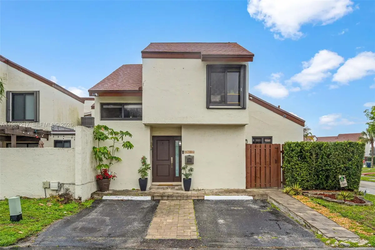 9746 NW 4th Ln #9746, Miami, FL 33172 - #1