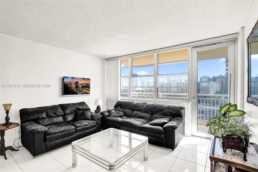 251 174th St #614, Sunny Isles Beach, FL 33160 - #3