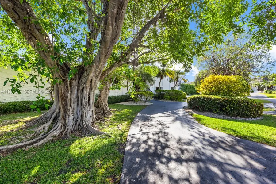 14615 SW 77th Ct, Palmetto Bay, FL 33158 - #3