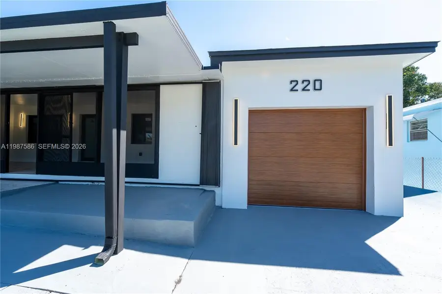 220 NW 144th St, Miami, FL 33168 - #3