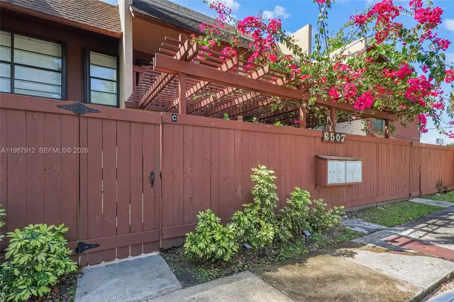 6507 SW 116th Pl #C, Miami, FL 33173 - #2