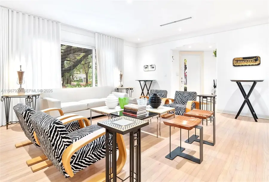 445 Minorca Ave, Coral Gables, FL 33134 - #3