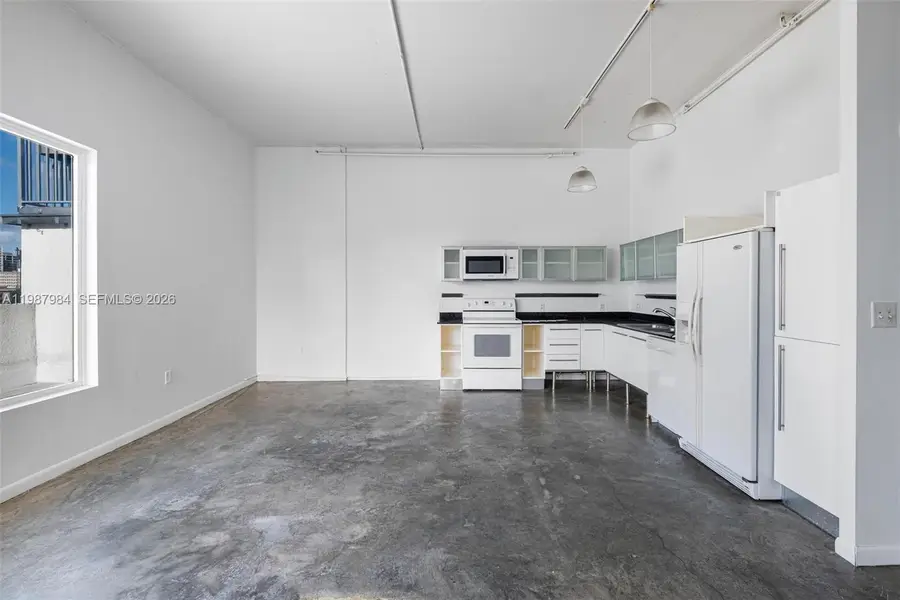 10 SW South River Dr #609, Miami, FL 33130 - #3