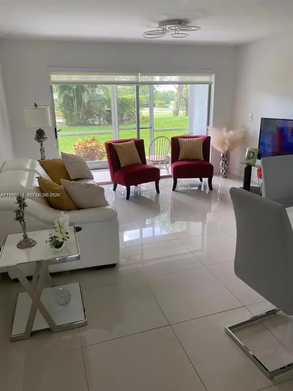 8838 W Mcnab Rd #104, Tamarac, FL 33321