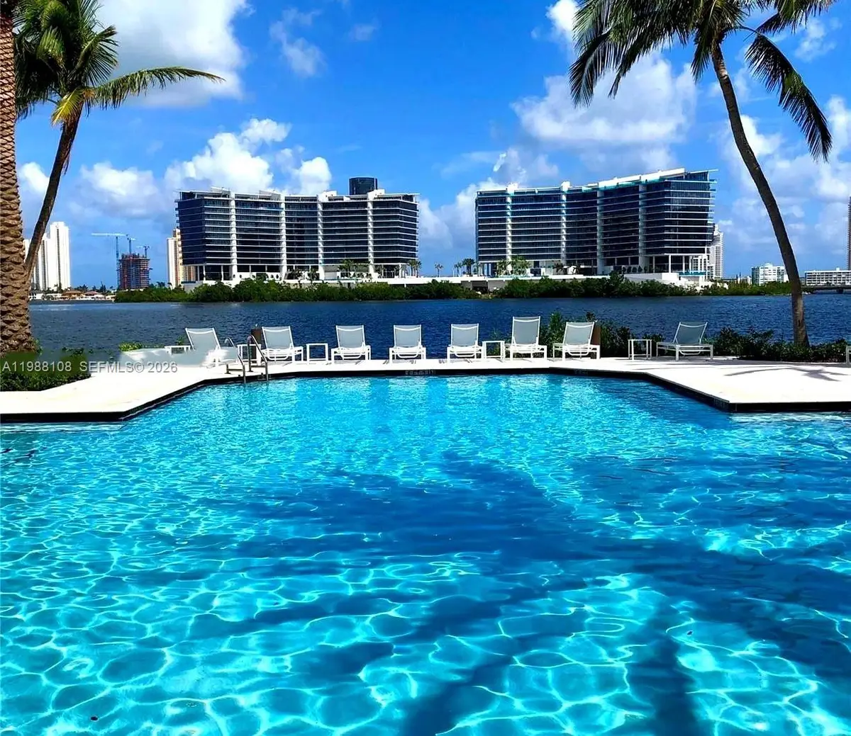 3255 NE 184th St, Aventura, FL 33160 - #1