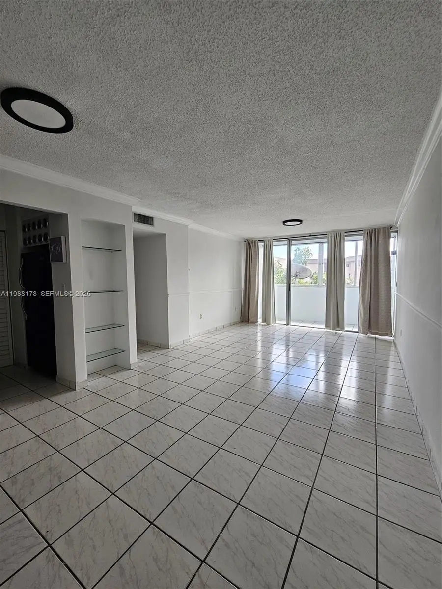 840 NW 87th Ave #406, Miami, FL 33172 - #1