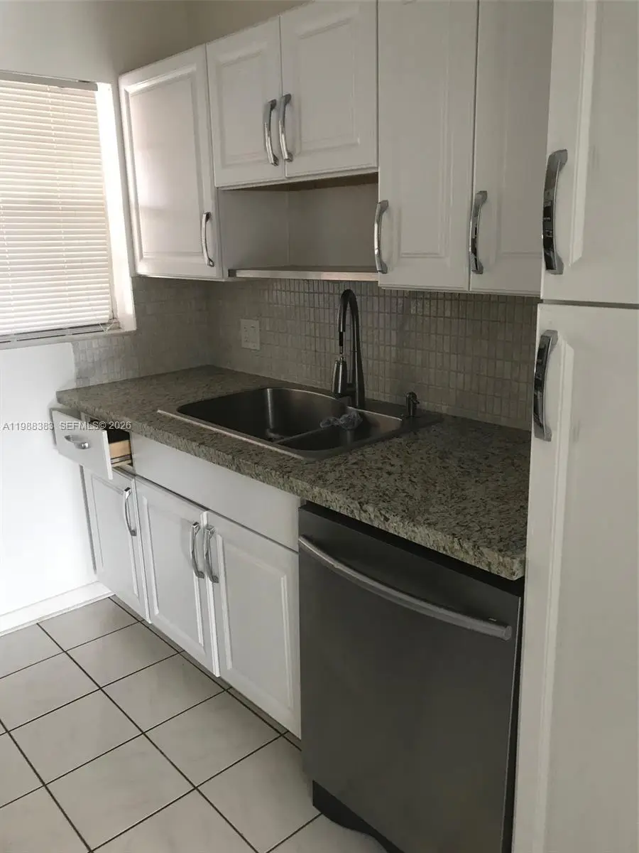 2495 SW 82nd Ave #304, Davie, FL 33324 - #2