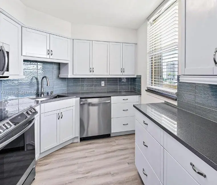 136 Lakeshore Dr #511, North Palm Beach, FL 33408 - #2