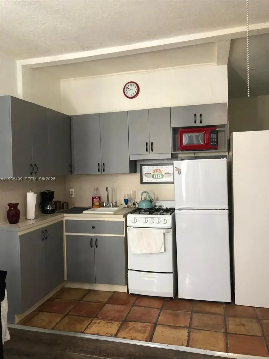 3710 Collins Ave #N-310, Miami Beach, FL 33140 - #3