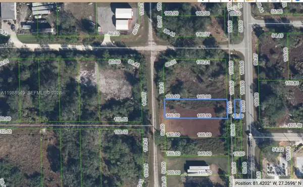 320 Commerce St Nw, Lake Placid, FL 33852