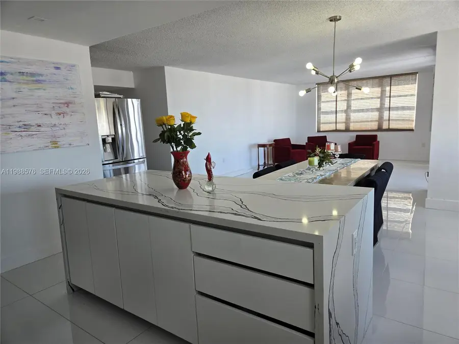 2750 NE 183rd St #2205 T, Aventura, FL 33160 - #3