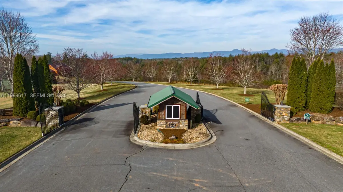 2050 Robert Dr, Lower Creek, NC 28655 - #1
