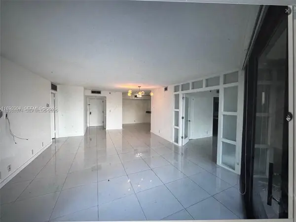 4000 Towerside Ter #609, Miami, FL 33138