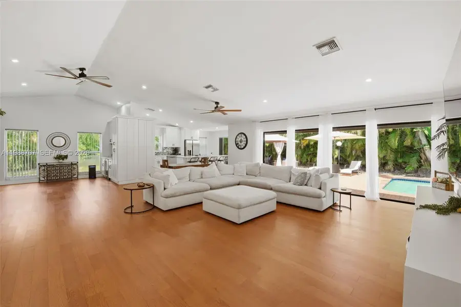 395 NW 89th Ln, Coral Springs, FL 33071 - #2