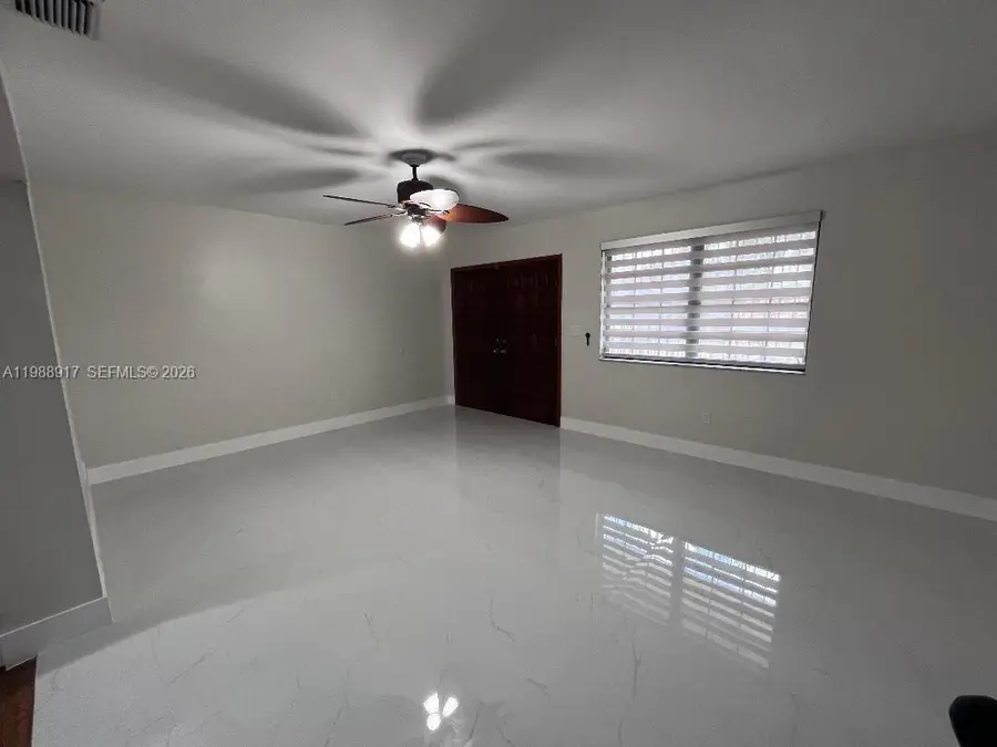 190 W 51st St, Hialeah, FL 33012 - #3