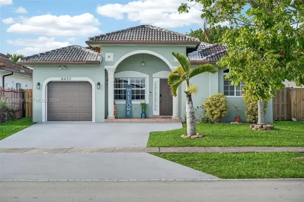 14490 SW 180th St, Miami, FL 33177