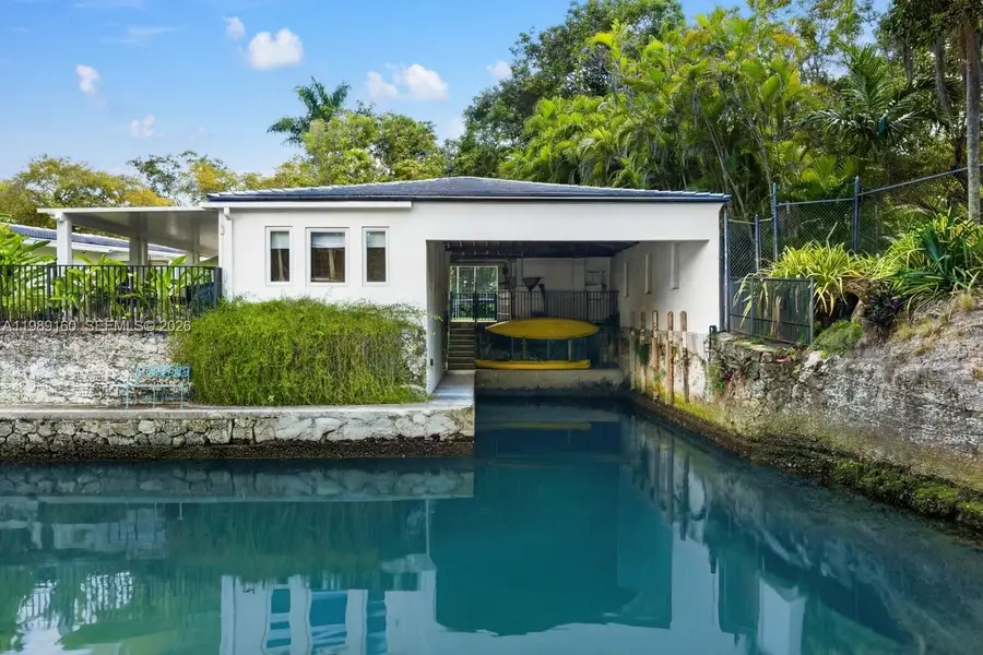 6120 Riviera Dr, Coral Gables, FL 33146 - #3
