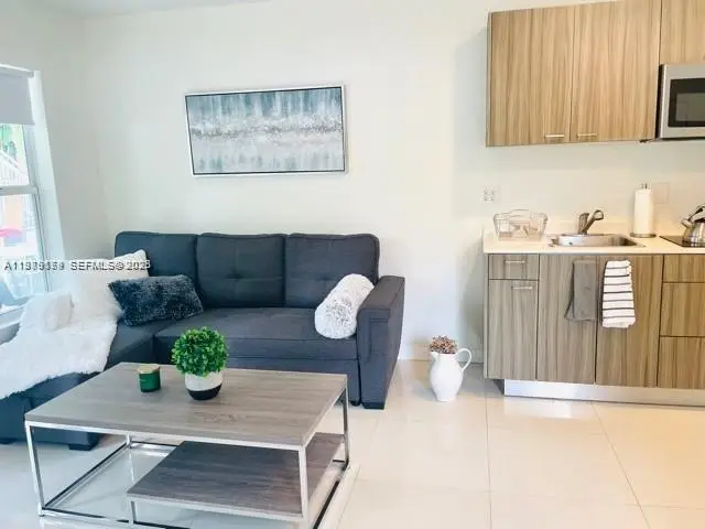 1419 West Ave #106, Miami Beach, FL 33139 - #2