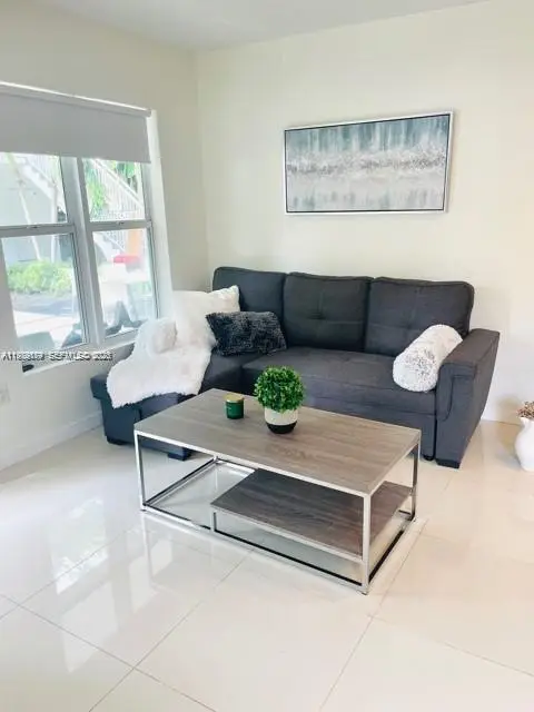 1419 West Ave #106, Miami Beach, FL 33139 - #3