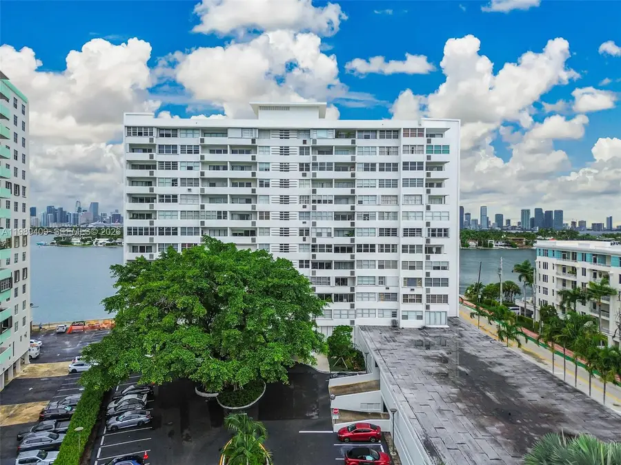 3 Island Ave #14A, Miami Beach, FL 33139 - #3