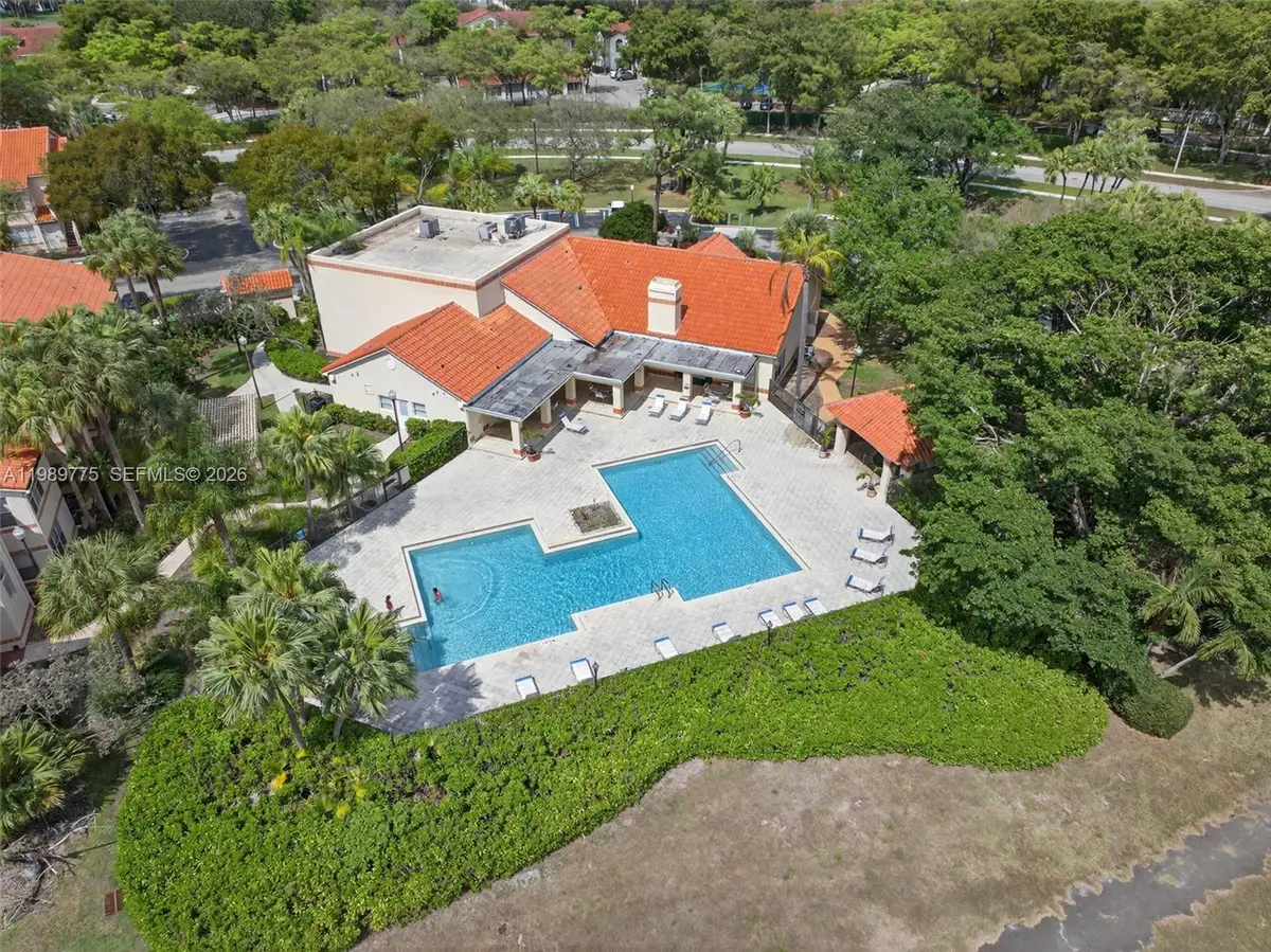 3390 N Pinewalk Dr N #1026, Margate, FL 33063 - #1