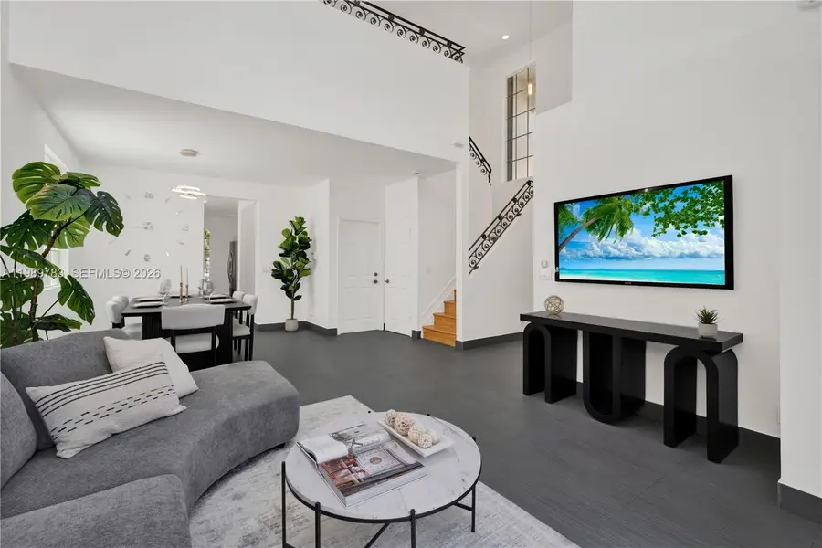 1251 Hayes St, Hollywood, FL 33019 - #3