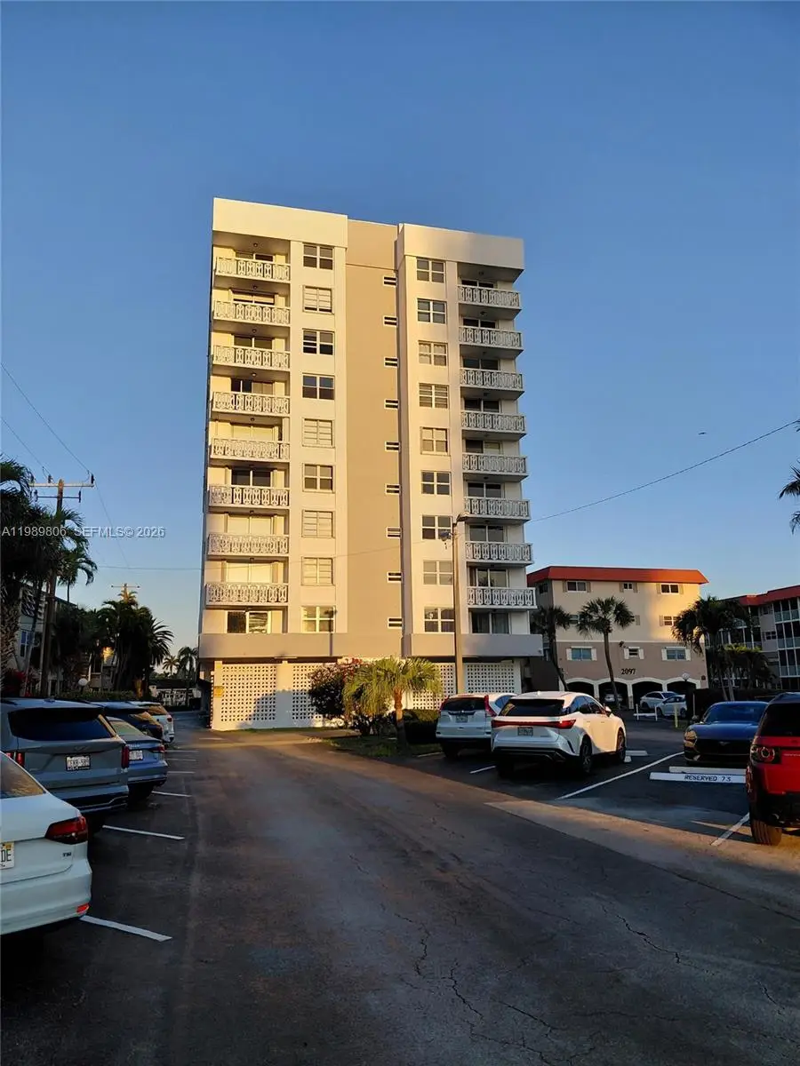 3113 S Ocean Dr #504, Hallandale Beach, FL 33009 - #2