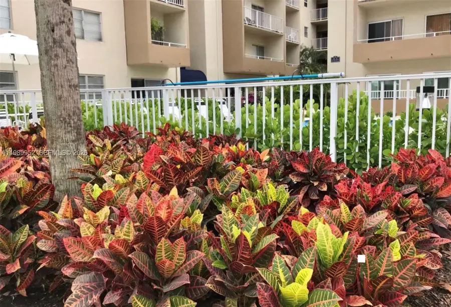 8121 SW 82nd Ct, Miami, FL 33143 - #3