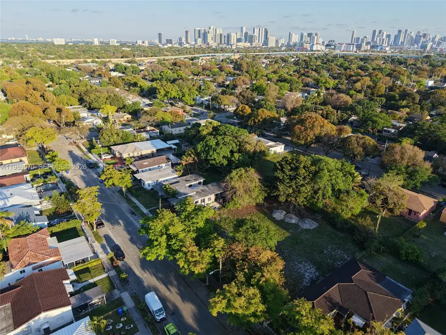 1060 NW 51 St, Miami, FL 33127 - #2