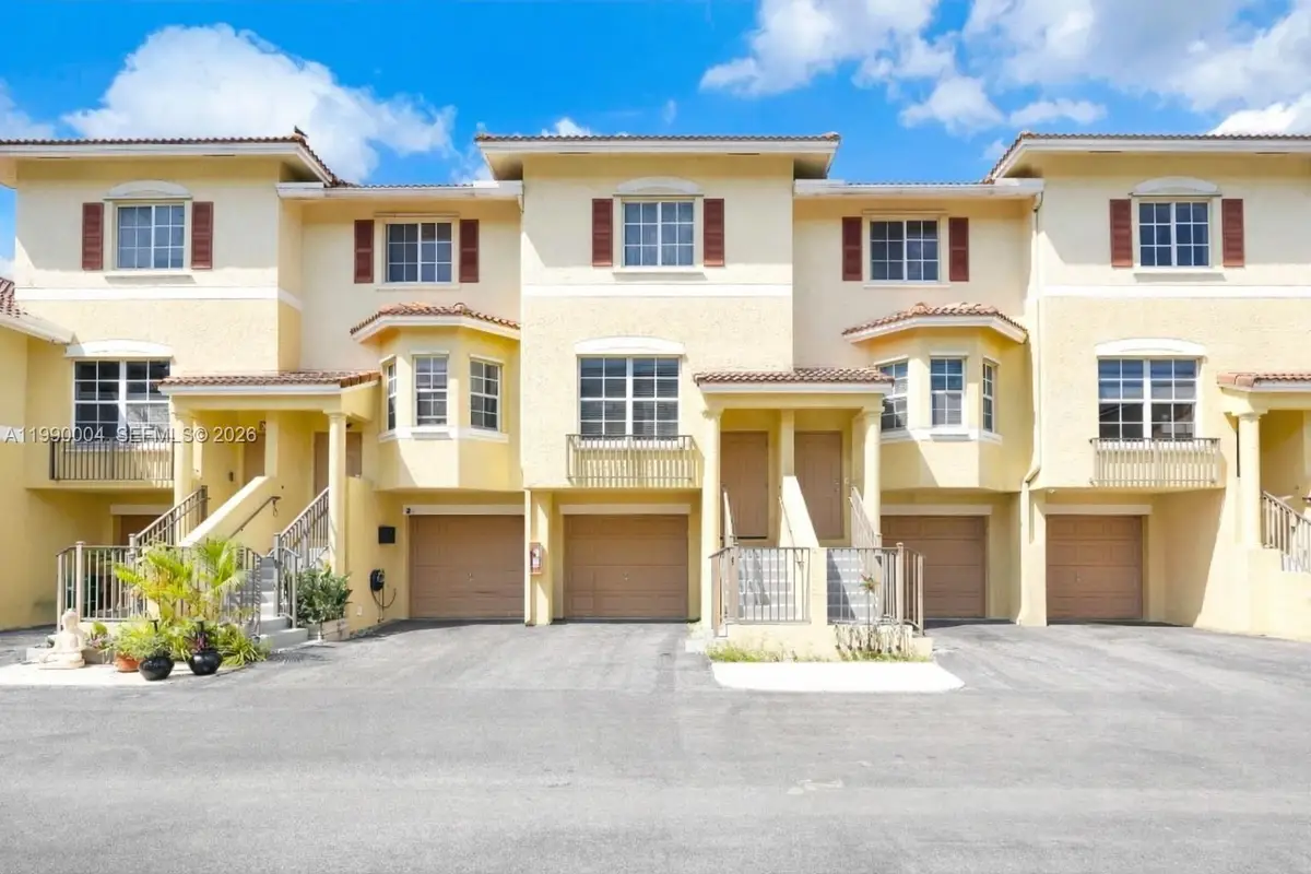 738 NE 90th St #207, Miami, FL 33138 - #1