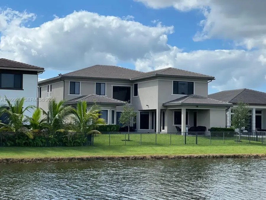 10545 S Lago Vista Circle, Parkland, FL 33076 - #2