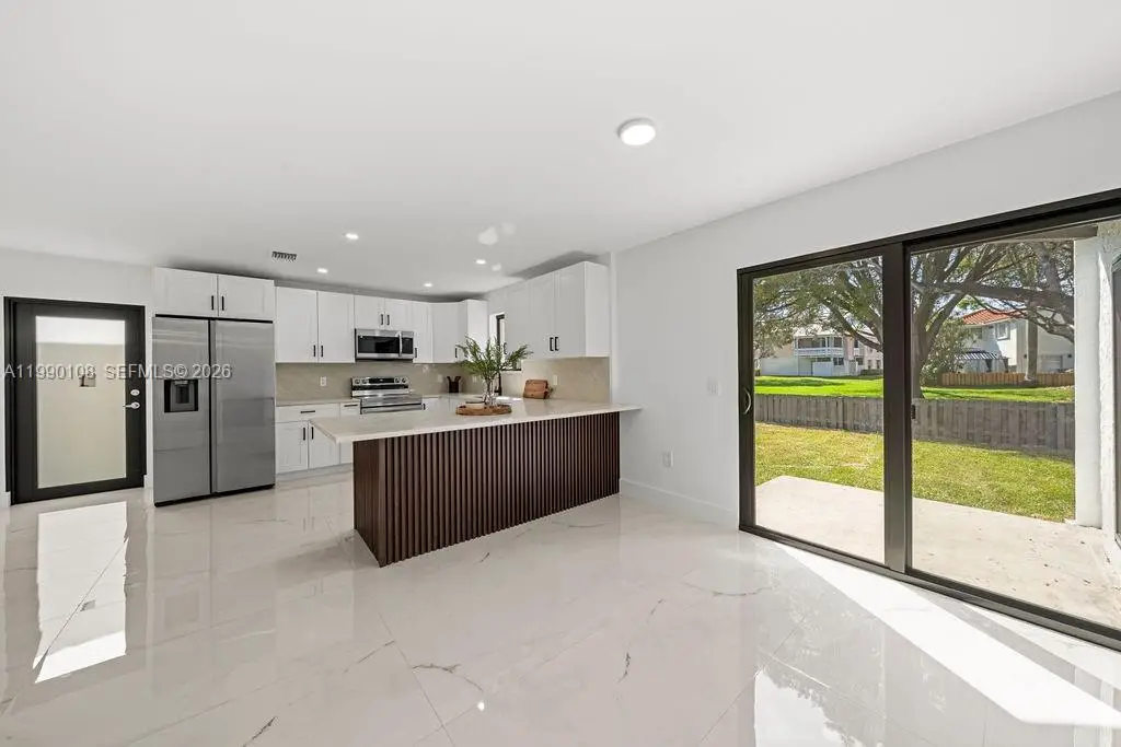 10510 SW 148th Ave Dr, Miami, FL 33196 - #1