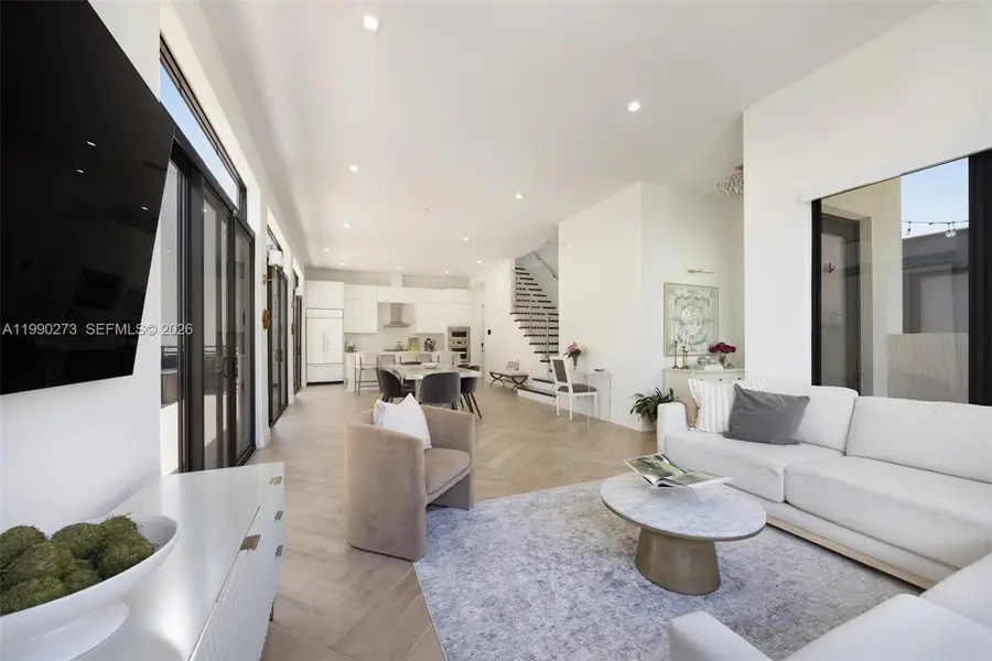 8026 NW 43rd St, Doral, FL 33166 - #3