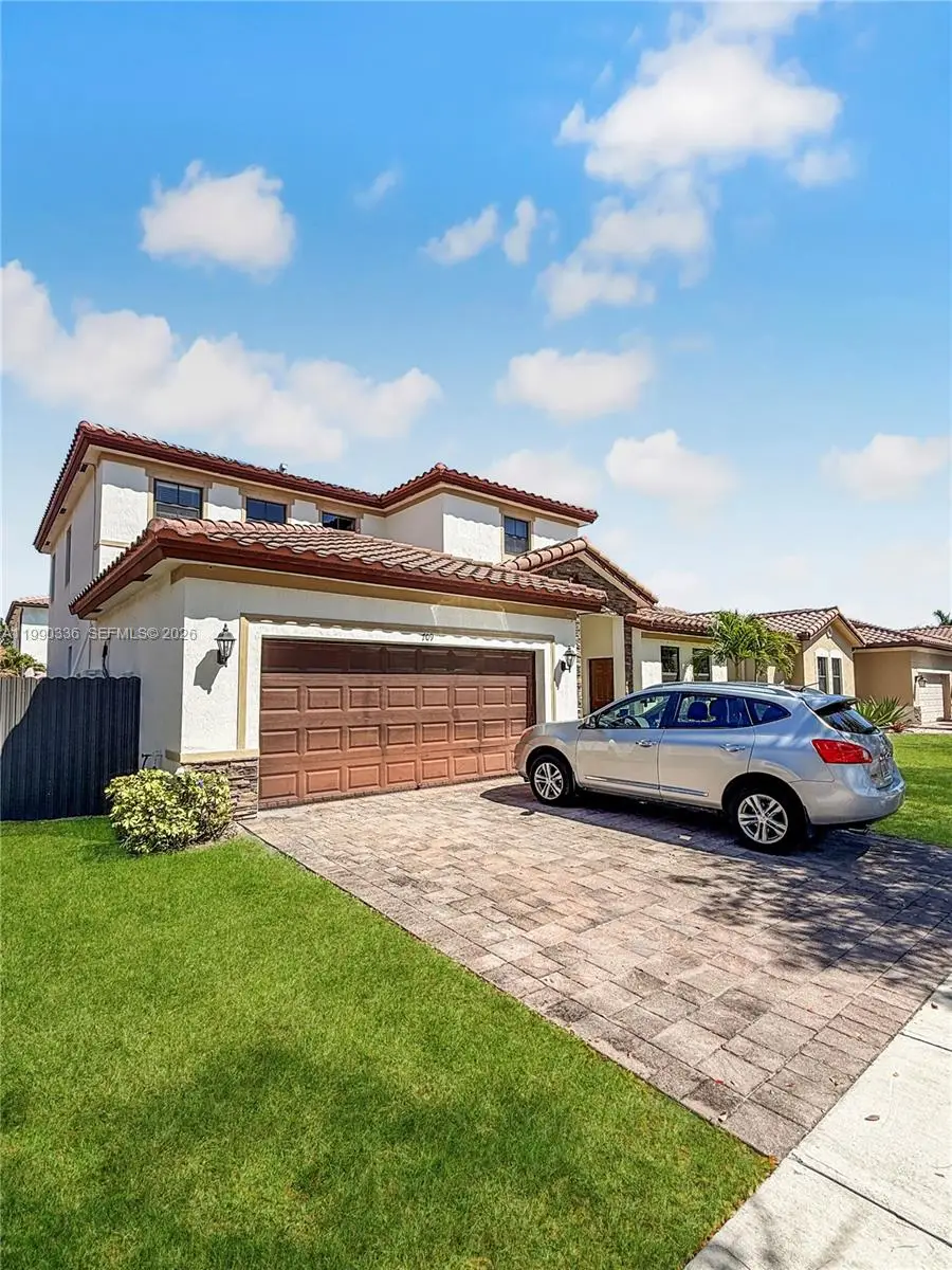 709 SE 35th Ave, Homestead, FL 33033 - #2